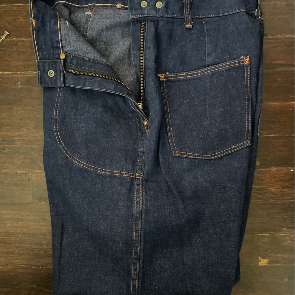 Vintage Blue Jeans - Picture 5 of 13
